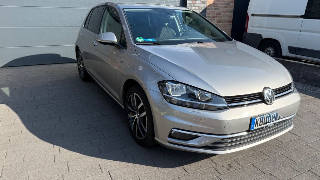 Image of Volkswagen Golf