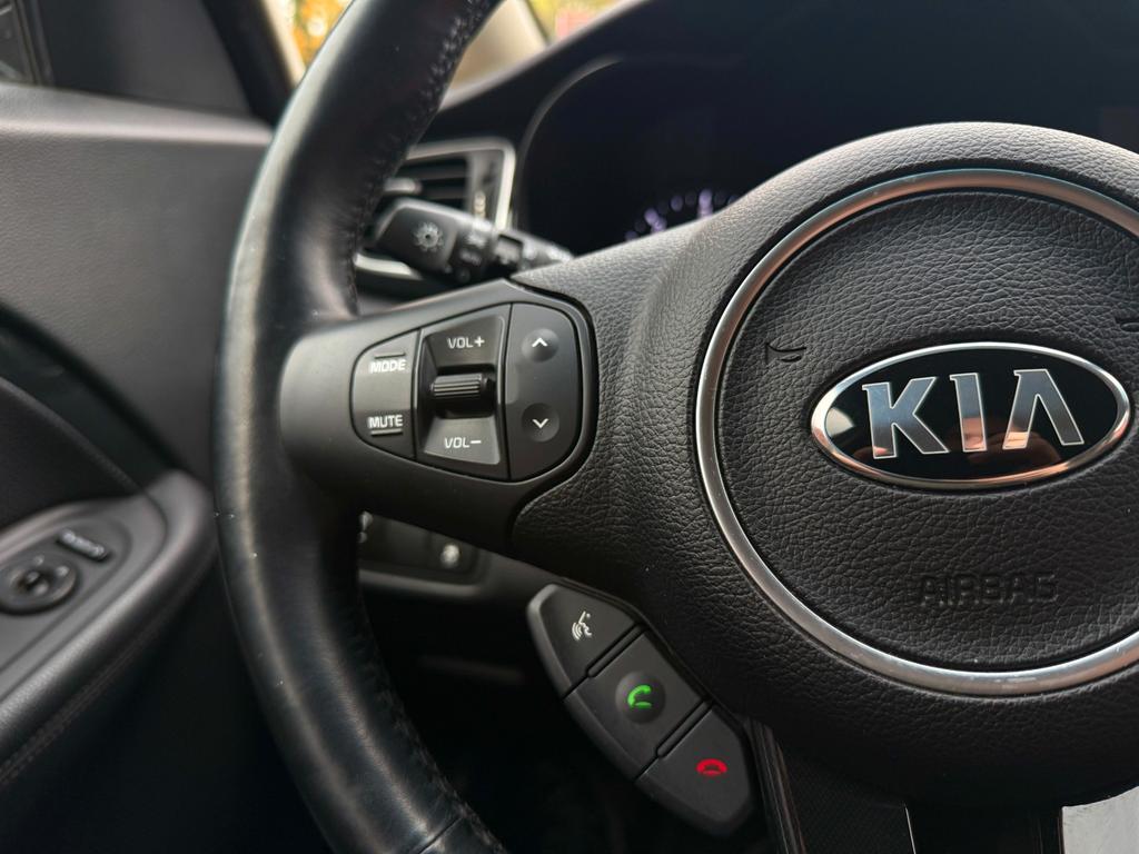 Kia Carens