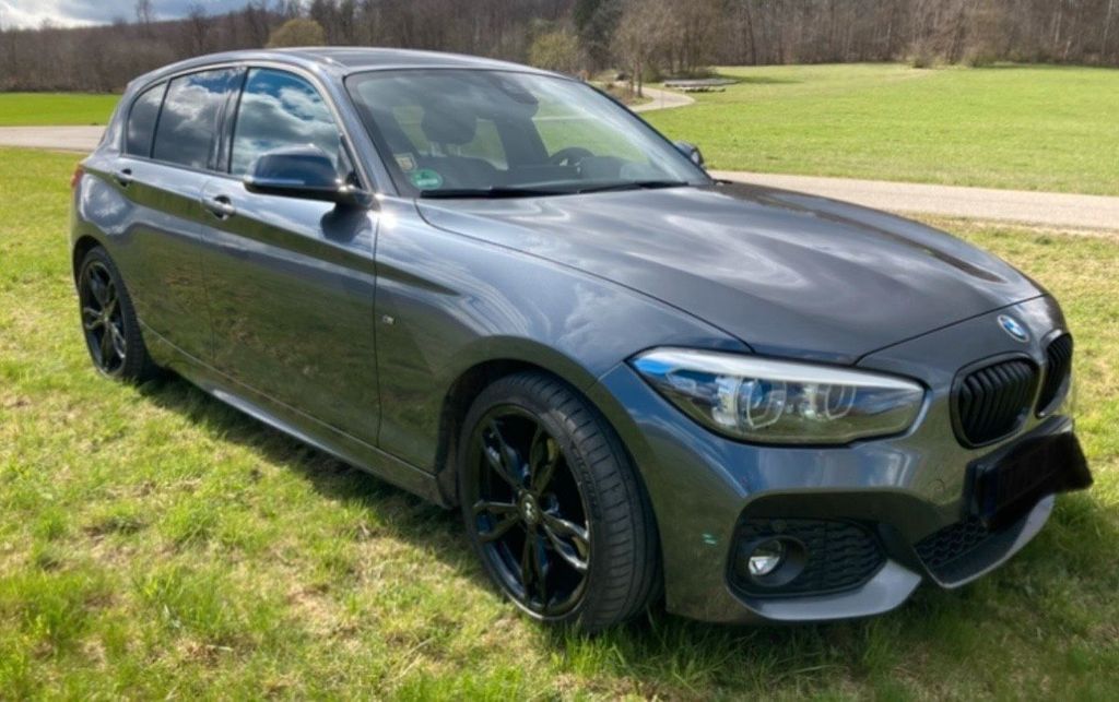 Image of BMW 120
