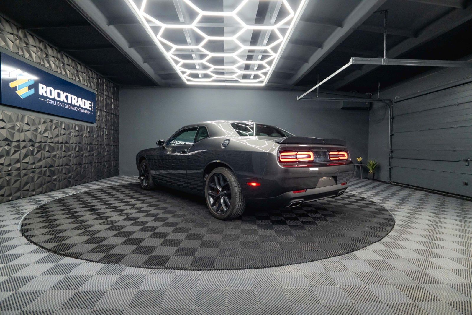 Fahrzeugabbildung Dodge Challenger 3.6 V6 GT SRT Styling LAST CALL 19%