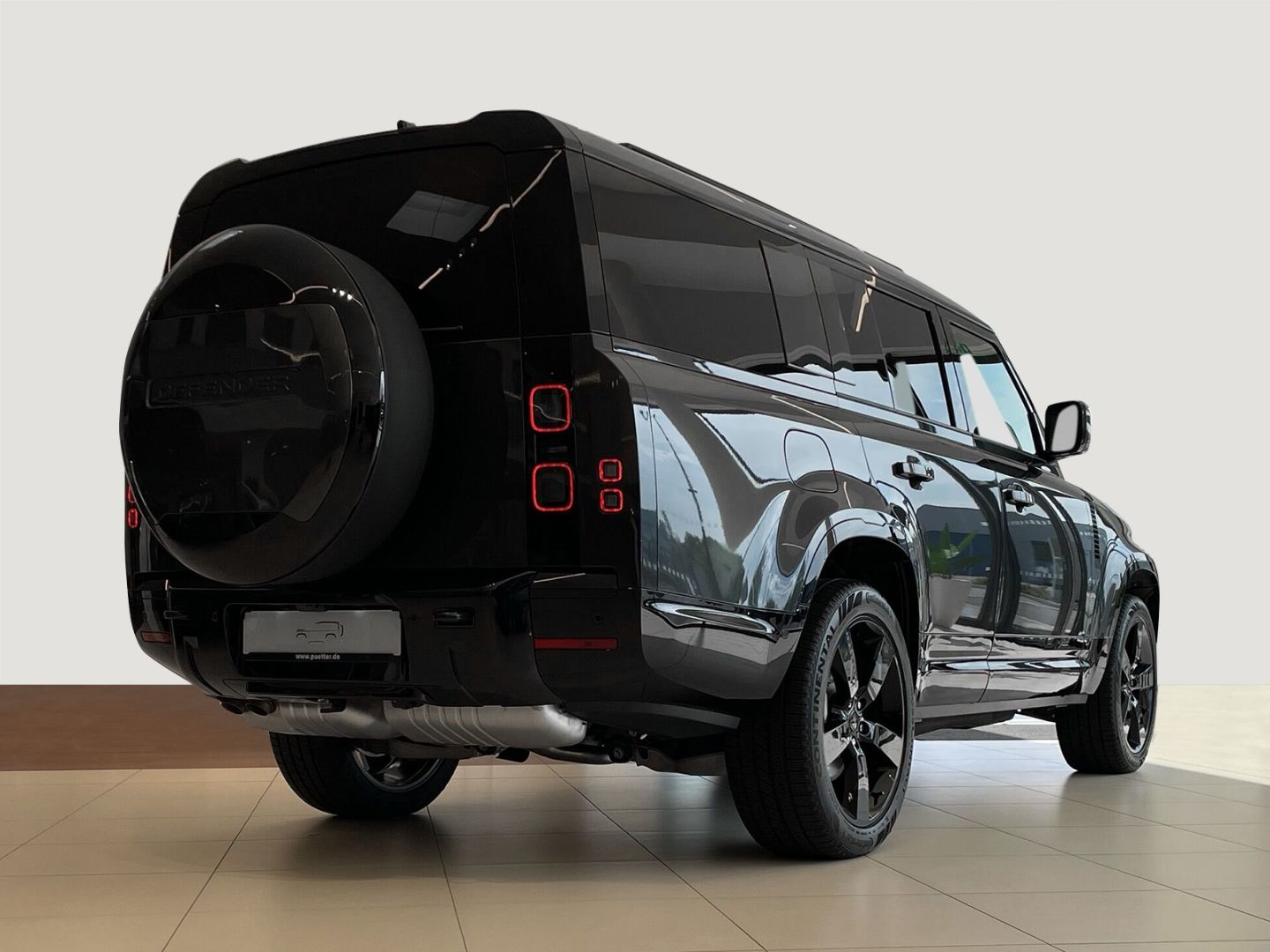 Land Rover Defender 130 3.0 D250 X-Dynamic SE AHK Winterpak imagem 2