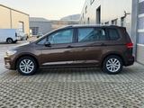 Volkswagen Touran Comfortline BMT|LED|ACC|Side|Kamera| - gebrauchte Kleinbusse in Augsburg