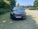 Ford Focus Lim. Titanium - Ford Focus: Navigationssystem