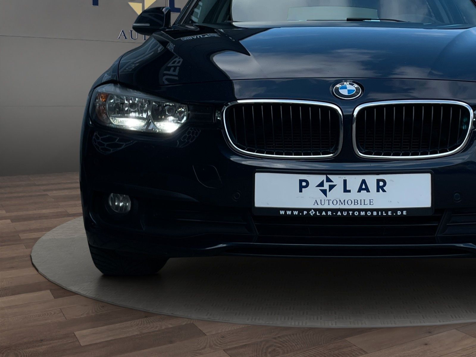 Fahrzeugabbildung BMW 316d Touring*Navi*Kamera*ACC*Sitzheizung*