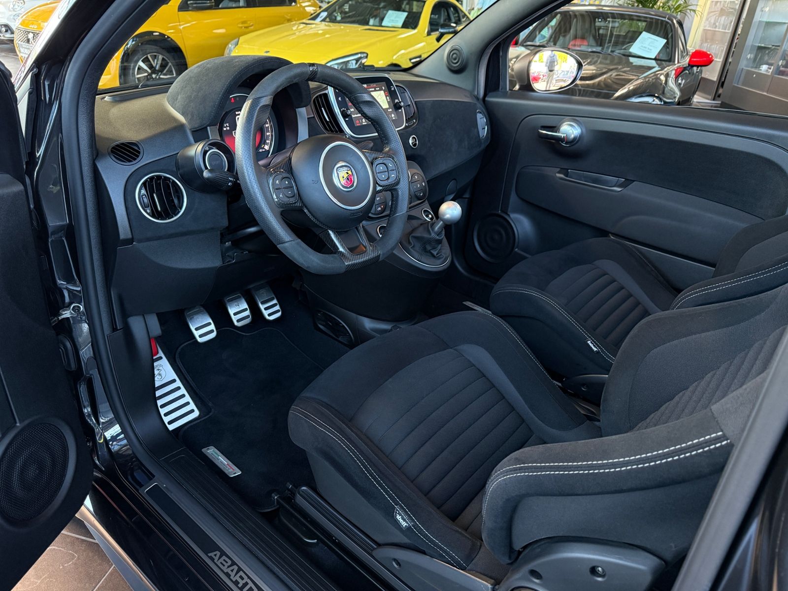 Fahrzeugabbildung Abarth 595C Competizione NAVI ALU