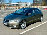 Honda Civic 2.2i-CTDi Comfort Comfort - Honda Civic Comfort mit Diesel-Antrieb
