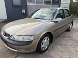Opel Vectra B*1.8 16V*Aut*Tüv 04/27*Zahnriemen Neu* - Opel Vectra aus 1997: B