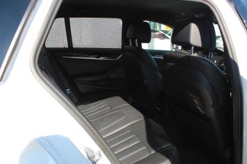 Fahrzeugabbildung BMW 540 d xDrive M Sport Laser HeadUp Massage 20"