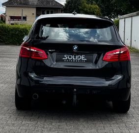 BMW 218 - 6