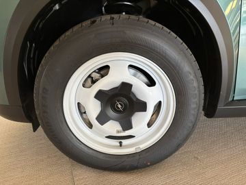 Fotografie des Opel Frontera 1.2 DI Hybrid 48V eDCT Edition (1G)