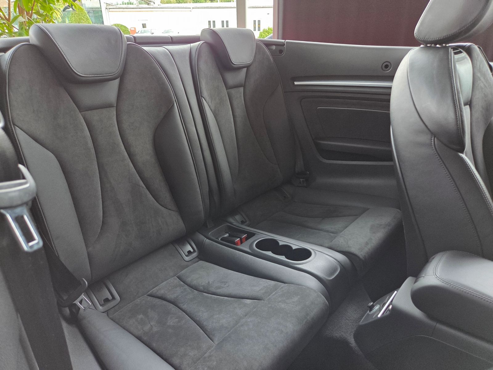 Fahrzeugabbildung Audi A3 Cabriolet 35 TFSI S line sport B&O LED NAV