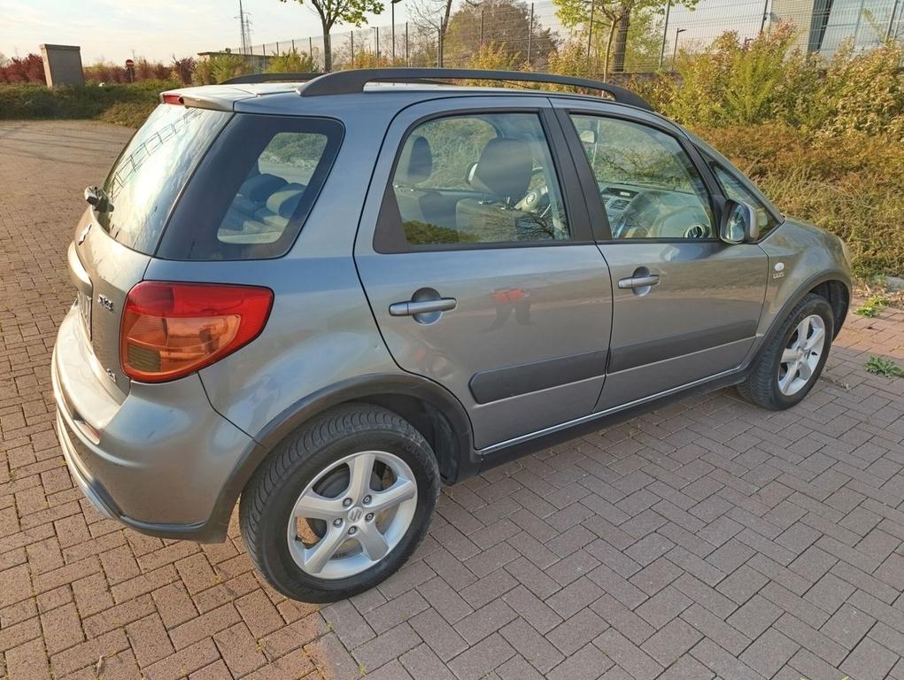 Suzuki SX4