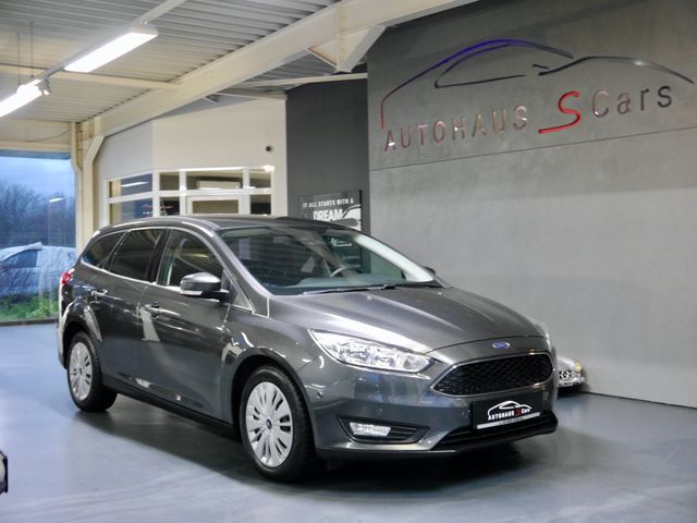 Ford Focus Turnier Business*Navi*L.Heizung*AppleCa