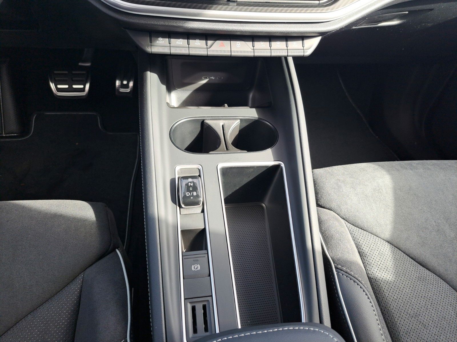 Elroq 85 Sportline 82 kWh Batterie AHK