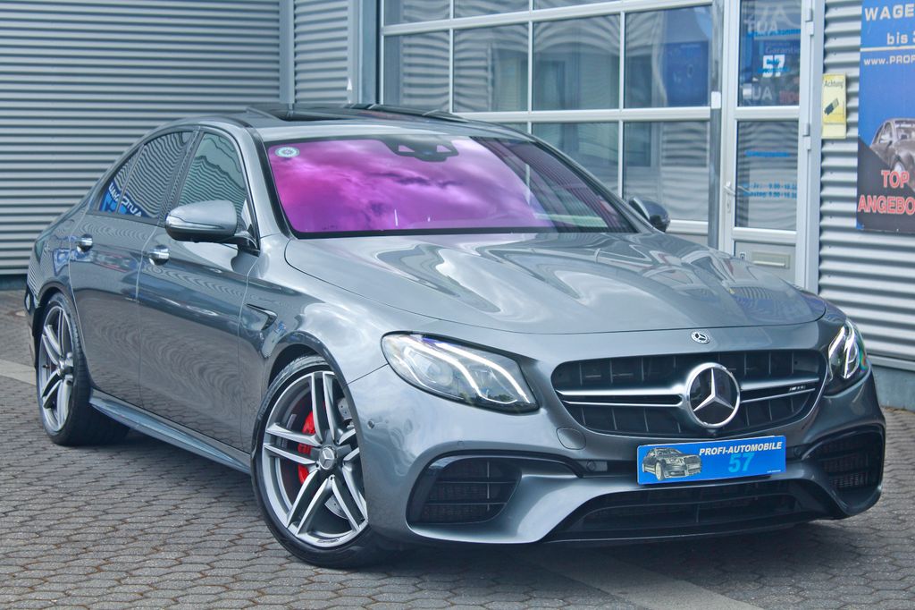 Mercedes-Benz E 63 AMG