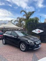Mercedes-Benz Mercedes-benz GLA 180 d Sport 12/2017 - Mercedes-Benz GLA 180 Kombi Gebrauchtwagen