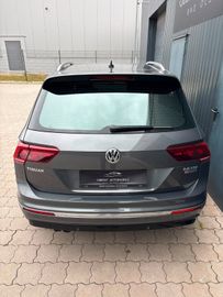 Volkswagen Tiguan - 9