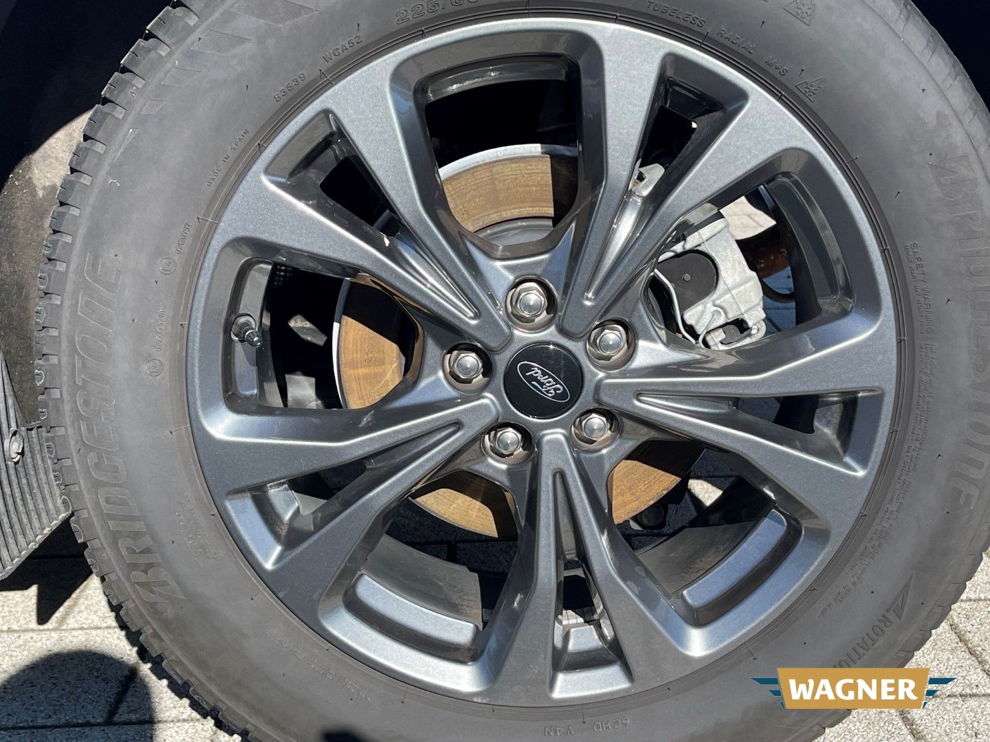 Fahrzeugabbildung Ford Kuga ST-Line Lenkradheizung Keyless Sitzheizung