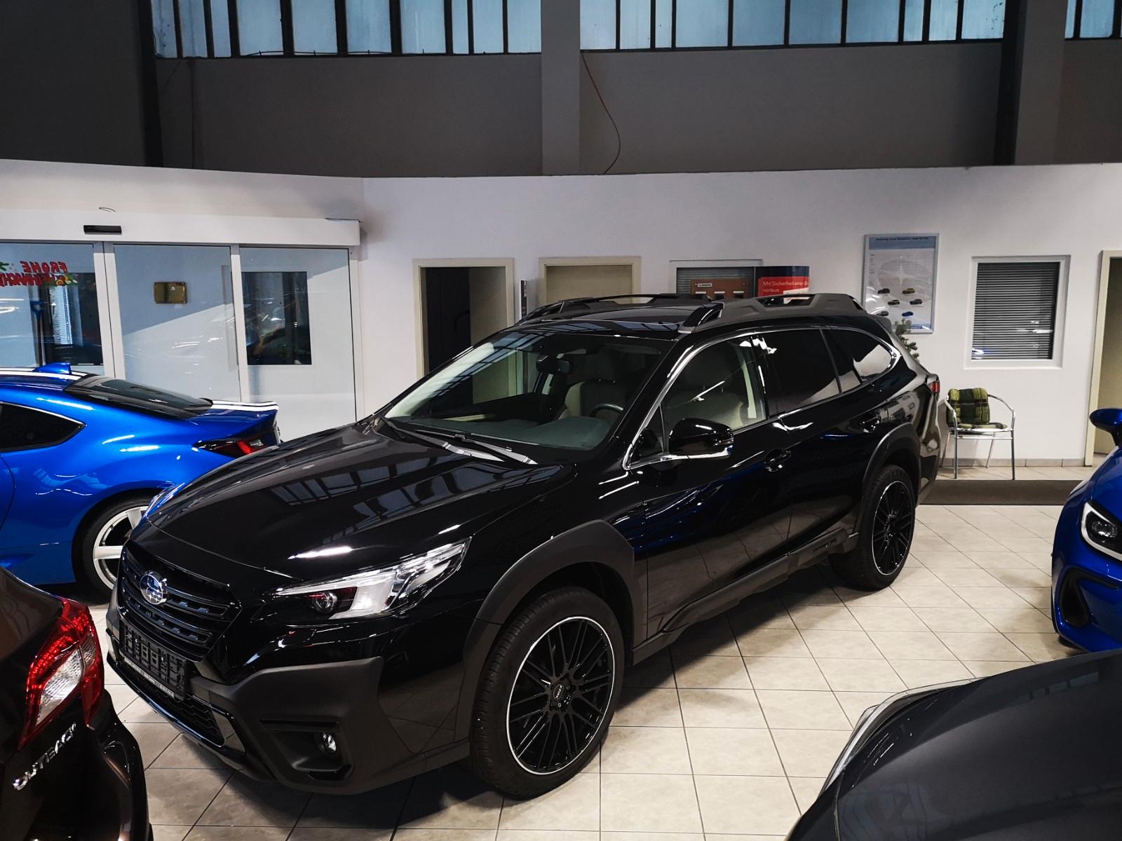 Subaru Outback 2.5i Platinum Black 20Zoll Navi HK