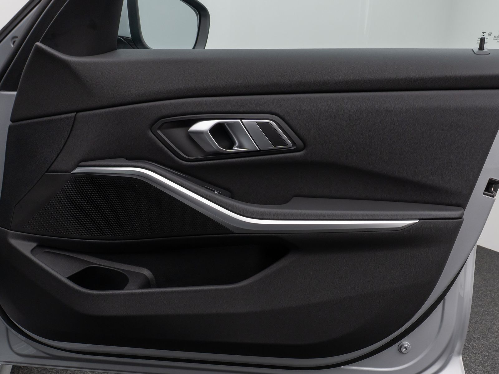 Fahrzeugabbildung BMW 318d DAB Leder PDC Geschwindigkeitsreg Sport LED