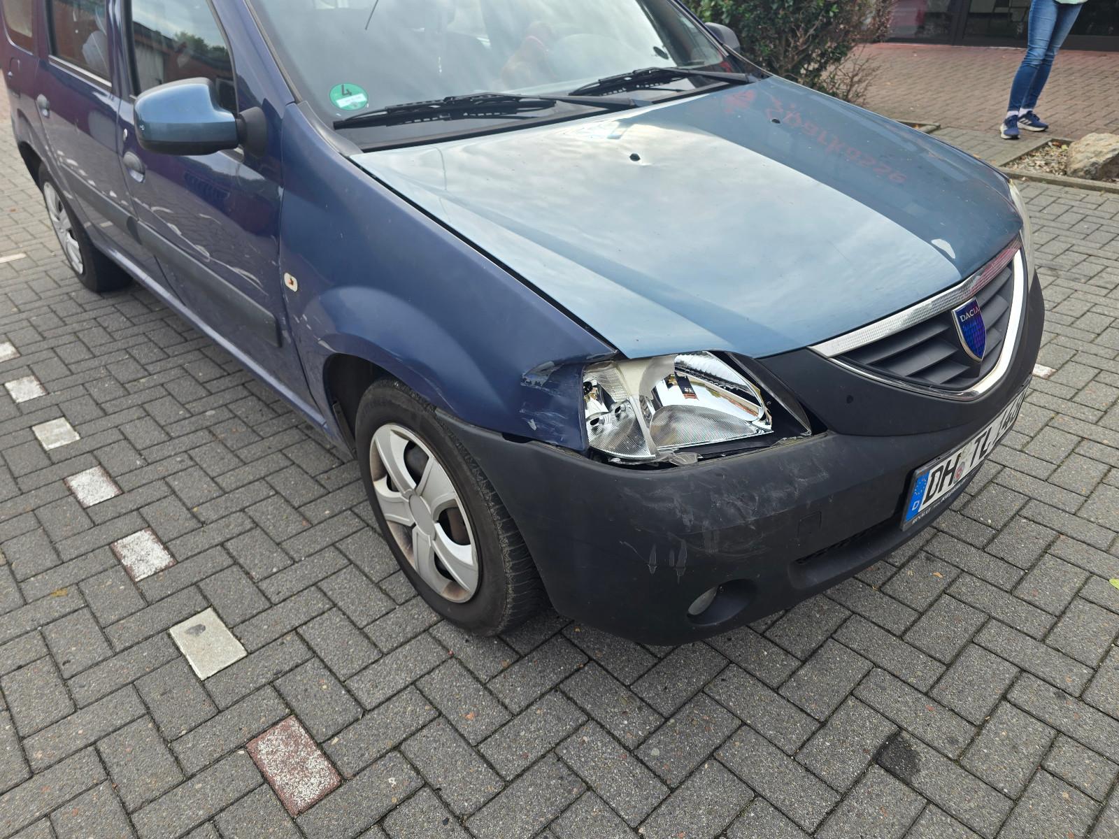 Dacia Logan 2007 — rear view