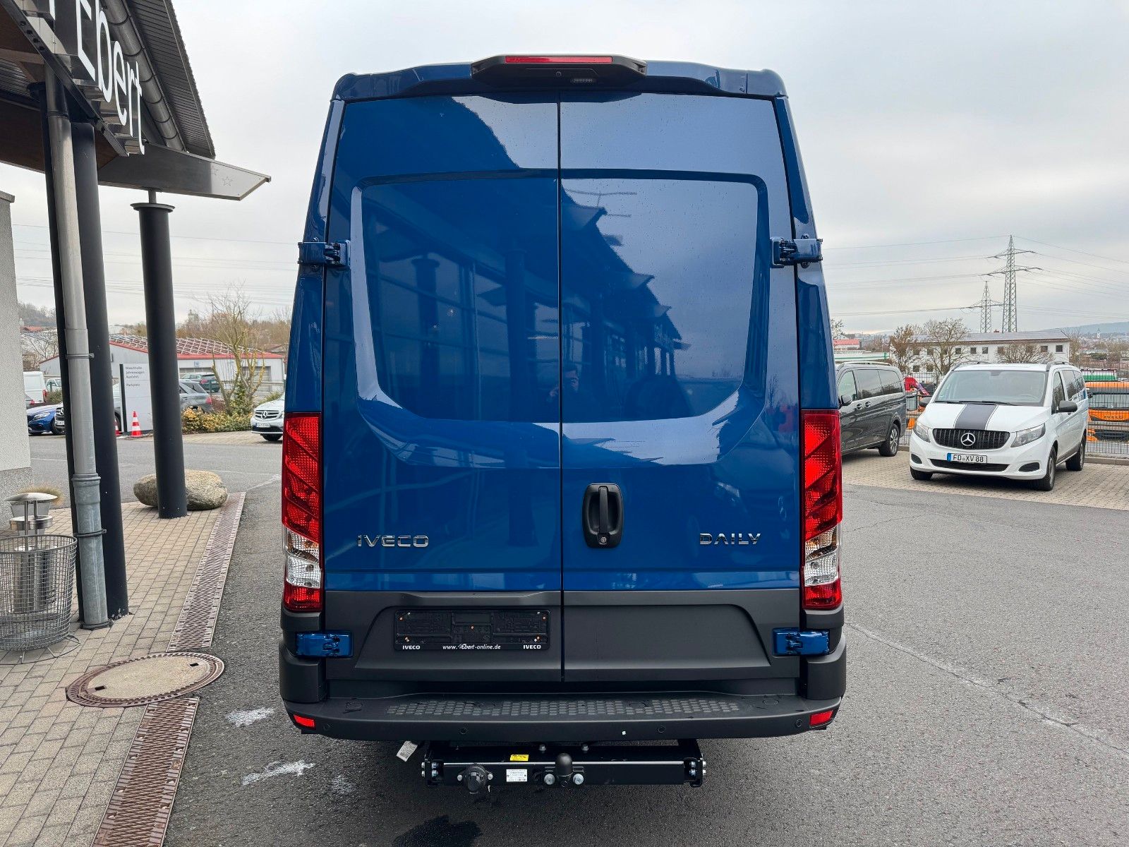 Fahrzeugabbildung Iveco Daily 50C18HA8 3.0L *CrewVan*AHK*Automatik*