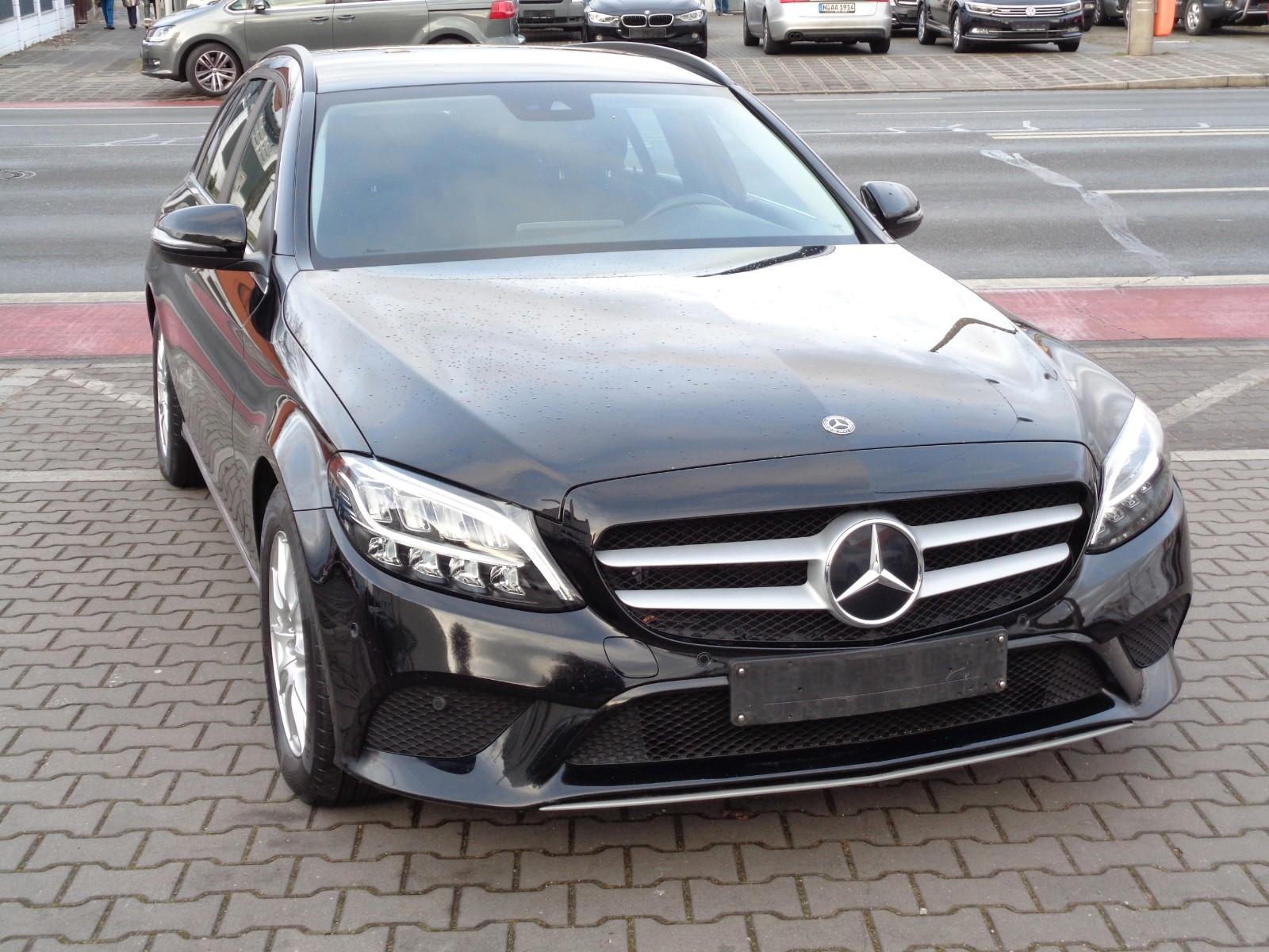 Mercedes-Benz C 200 d T-Modell  LED Navi Kamera Keyless Go