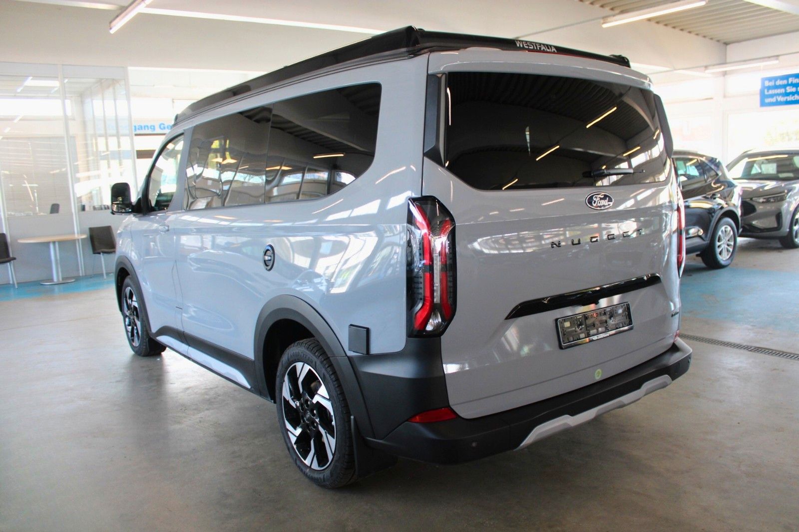 Fahrzeugabbildung Ford NUGGET L1 Active ALLRAD + Aufstelldach SOFORT