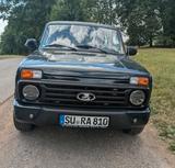 Lada Niva Urban 4x4 Urban 1. Hd. Top  - Lada Niva von privat