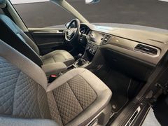 VW Golf Sportsvan Join Navi Kamera PDC AHK 1-Hand 