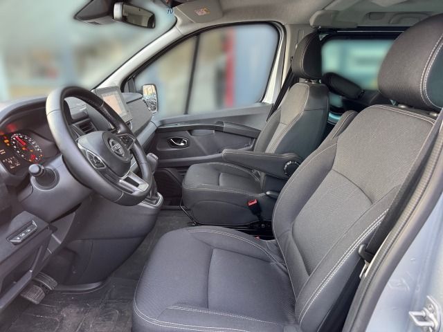 Fahrzeugabbildung Nissan Primastar Kombi9 L1H1 2,8t dci170 DCT TEKNA 2ST