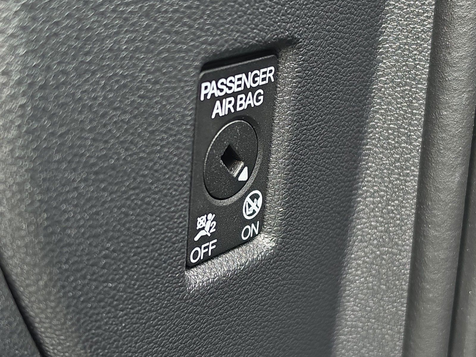 Fahrzeugabbildung SKODA Kodiaq Style 4x4 LED AHK CARPLAYER