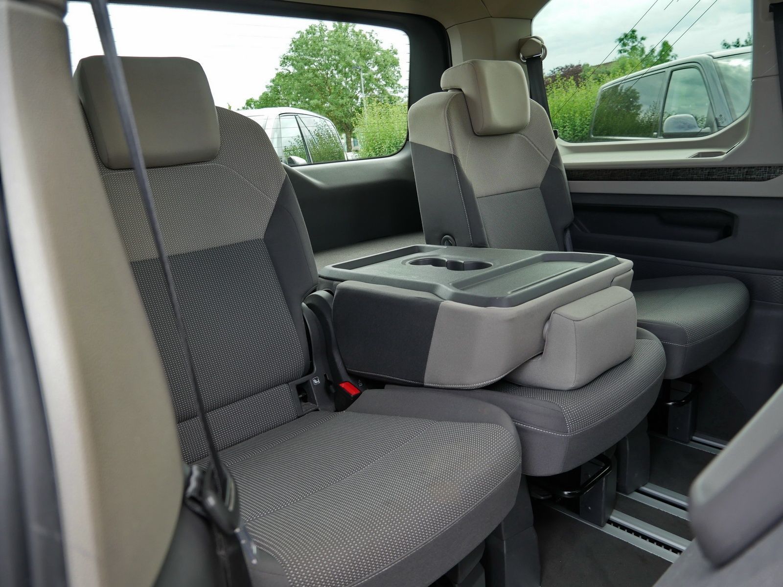 Volkswagen T7 Multivan Life 1.4 eTSI Stand Pano HuD 7Sitze foto 17