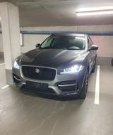 Jaguar F-Pace 25t AWD R-Sport Automatik R-Sport - gebrauchte Jaguar F-Pace aus dem Jahr 2019