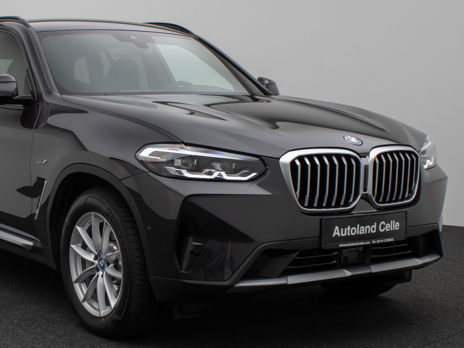 Fahrzeugabbildung BMW X3 xD30e Kamera HUD Lenkrhzg Stop&Go AHK Sport