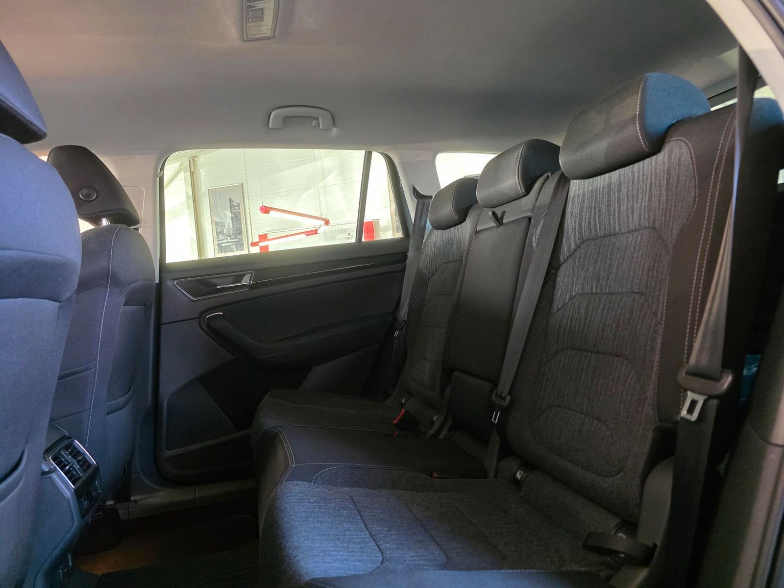 Fahrzeugabbildung SKODA 2.0 Kodiaq 4x4/1.Hd/Navi/CAM/Keyless/ACC/Memo