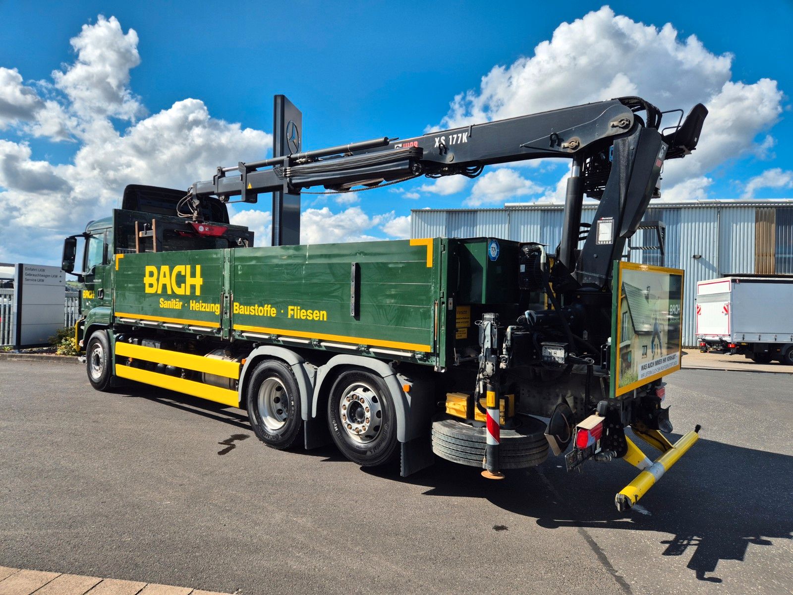 Fahrzeugabbildung MAN TGS 26.420 6x2-4 LL Hiab 177K PRO 2 Stück