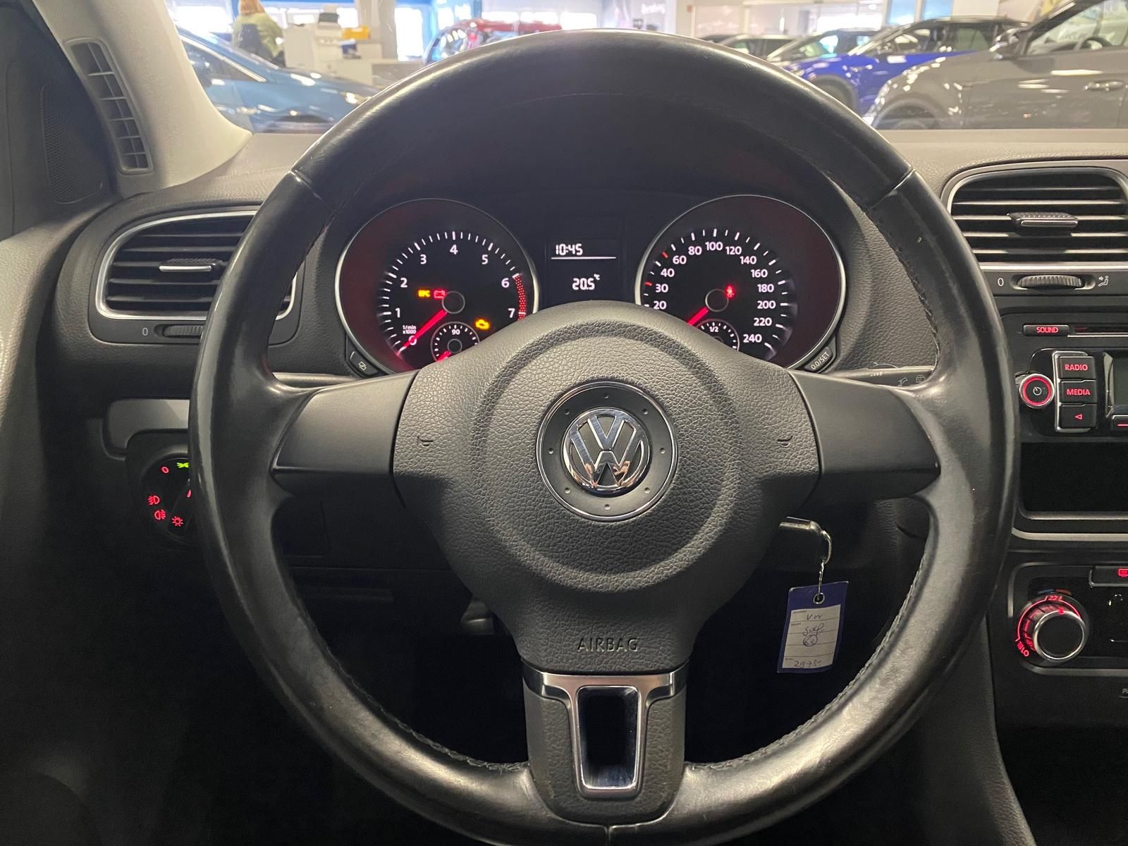 Fahrzeugabbildung Volkswagen Golf 1.4Trendline+KLIMA+ALWETTER+SCHECKHEFT+HU
