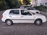 Volkswagen Golf 1.4 Europe Benziner Top Zustand  - Volkswagen Golf Oldtimer: Limousine
