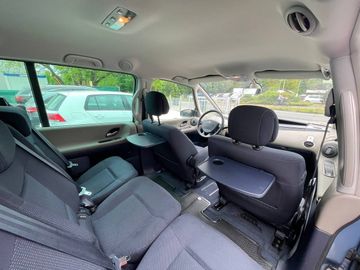Fahrzeugabbildung Renault Espace IV 2.0 Expression*AHK*PDC*