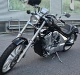 Honda VT1300 - HONDA CHOPPER 1300