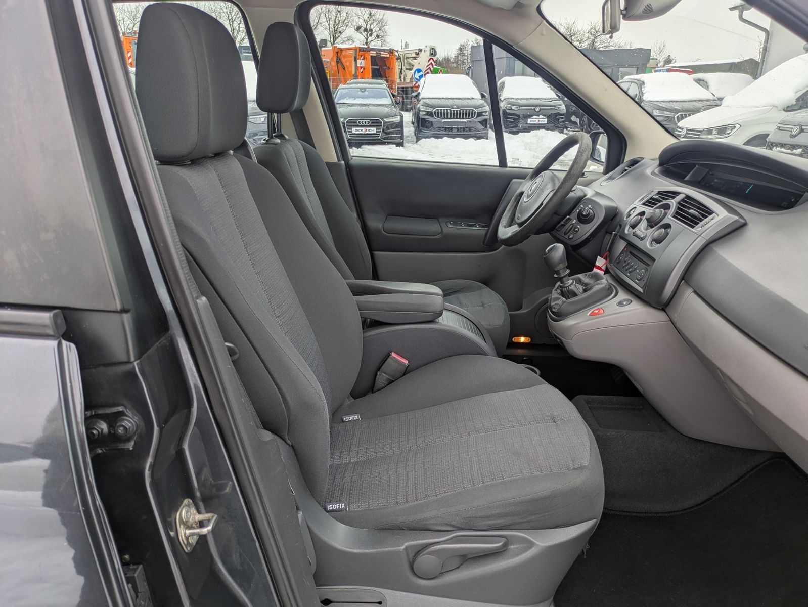 Fahrzeugabbildung Renault Grand Scenic 1.6 KLIMA*ISO*ZAHNRIEMEN NEU*2HAND