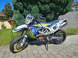 Husqvarna 701 Supermoto - HUSQVARNA SUPER MOTO