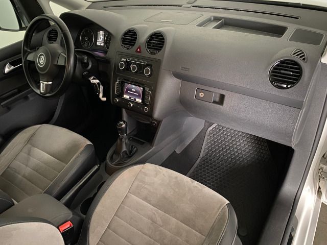 Caddy 1.6 TDI Edition 30 AHK+NAVI+ALU+KLIMA