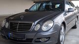Mercedes-Benz E 200 KOMPRESSOR T AVANTGARDE Avantgarde - Mercedes-Benz E 200 mit Benzin-Antrieb: Leder, Schiebedach, Kombi