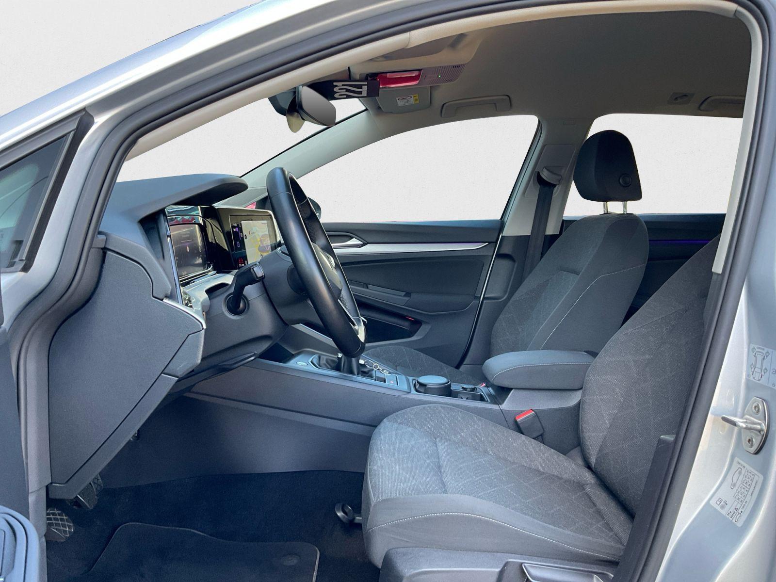 Volkswagen Golf VIII Var. 1.5 TSI Life AHK Navi CarPlay ACC, миниатюра 9