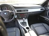 BMW 320 iAut Cabrio Klimaaut Leder Bluet PDC Bi-Xen - BMW 320 mit Benzin-Antrieb: Cabrio, Automatik