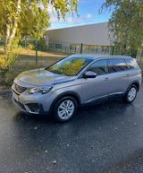Peugeot Großer gepflegter Familienwagen Peugeot 5008 - : Familienwagen