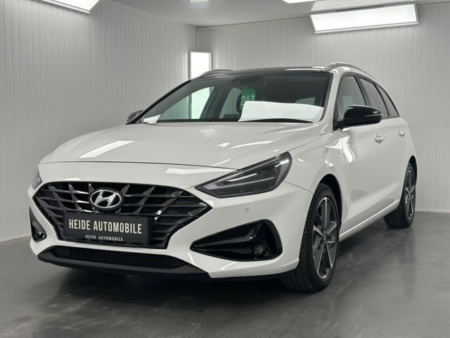 Hyundai i30 cw Edition 30 Plus Automatik Kamera Dab Pano