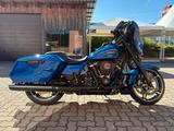 Harley-Davidson Street Glide - HARLEY-DAVIDSON MOTORRAD